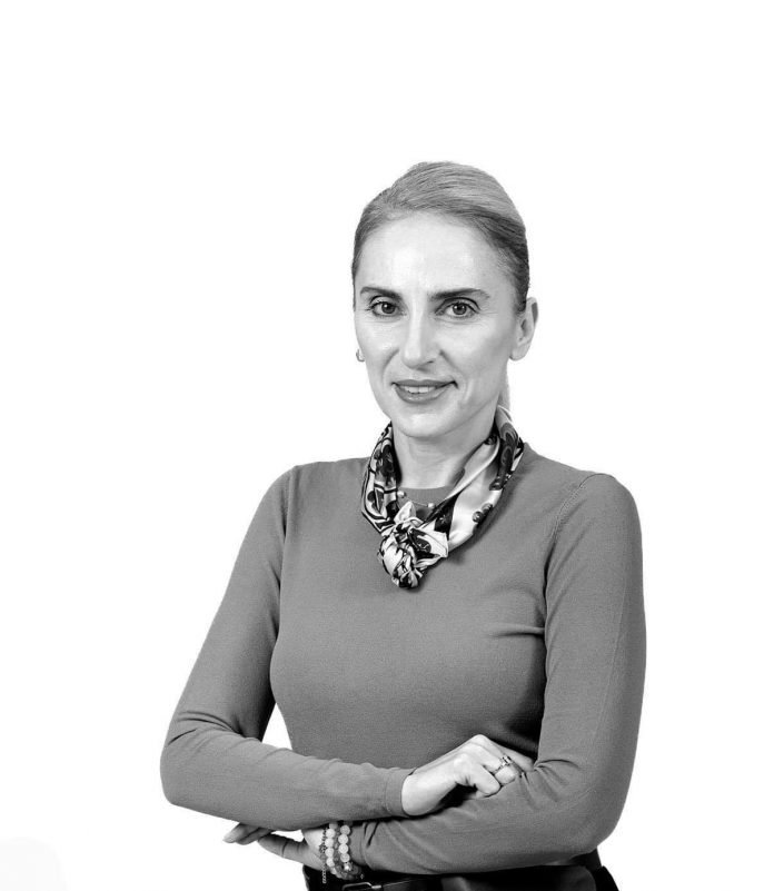 თეა სიჭინავა